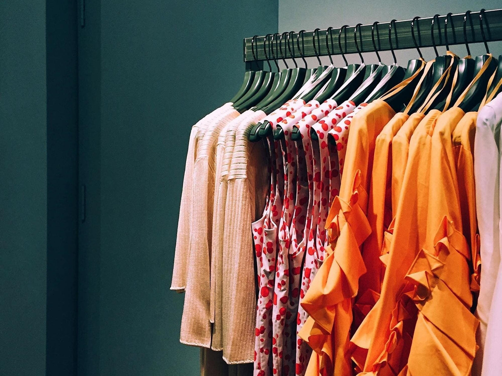 Negozi di abbigliamento Napoli: scopri l’e-commerce per il tuo shopping