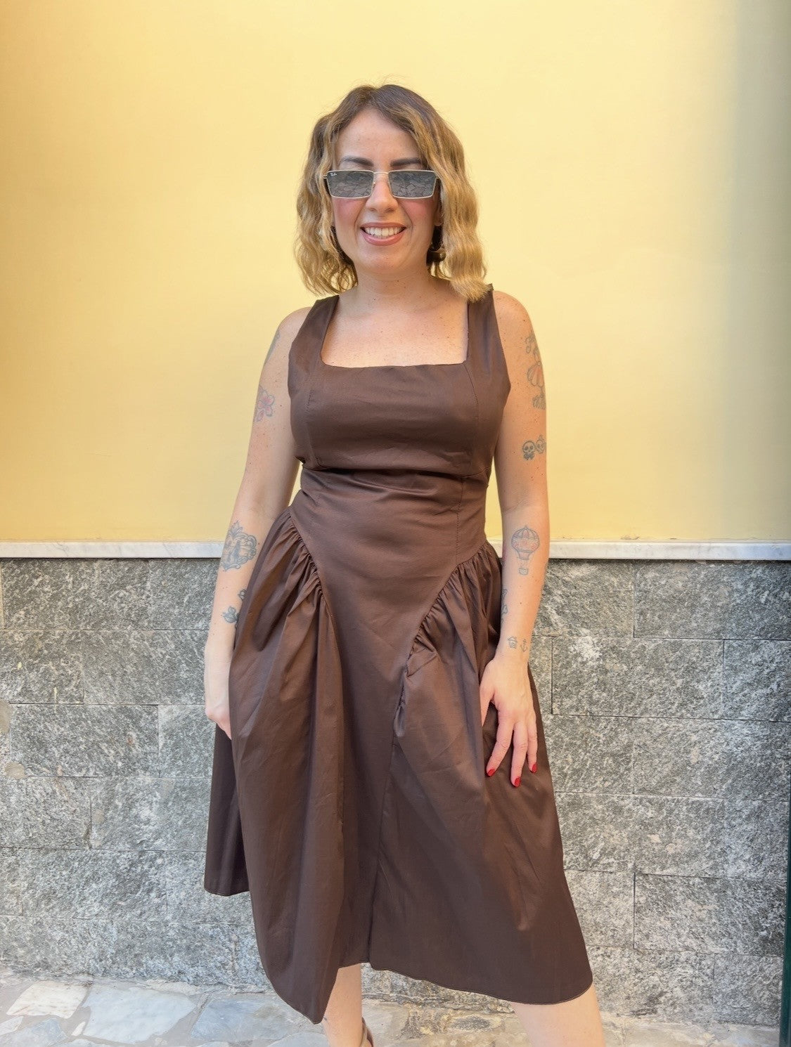 Abito Merilyn Marrone 851037