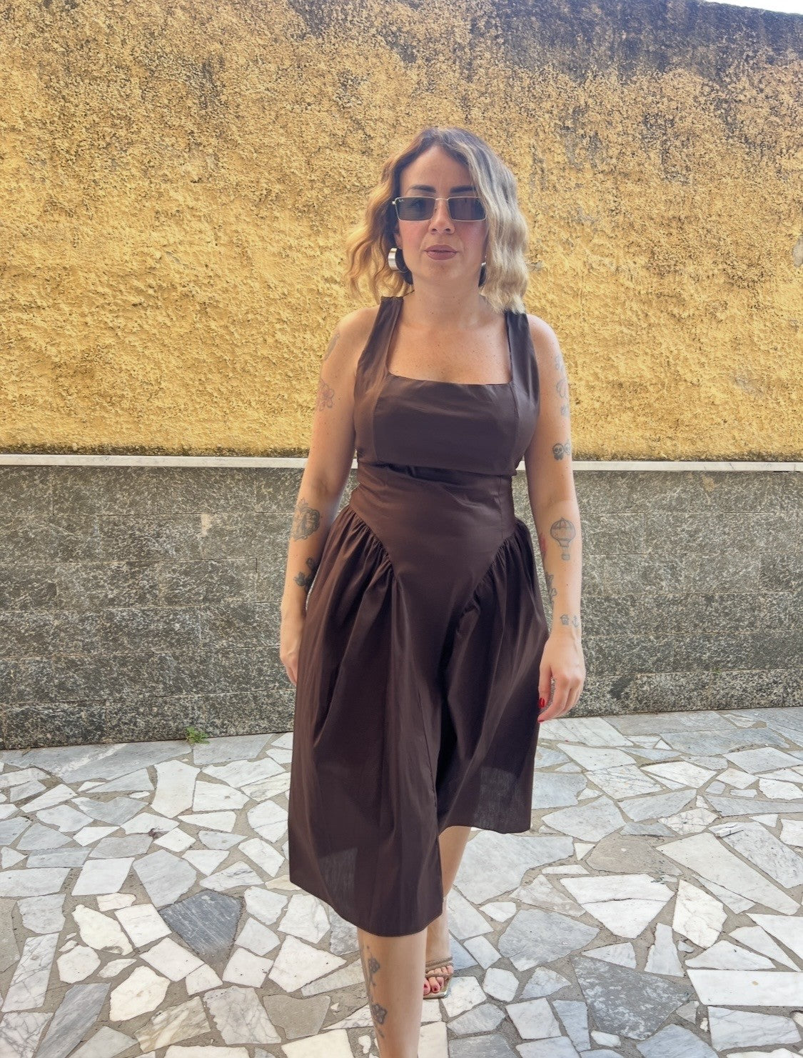 Abito Merilyn Marrone 851037