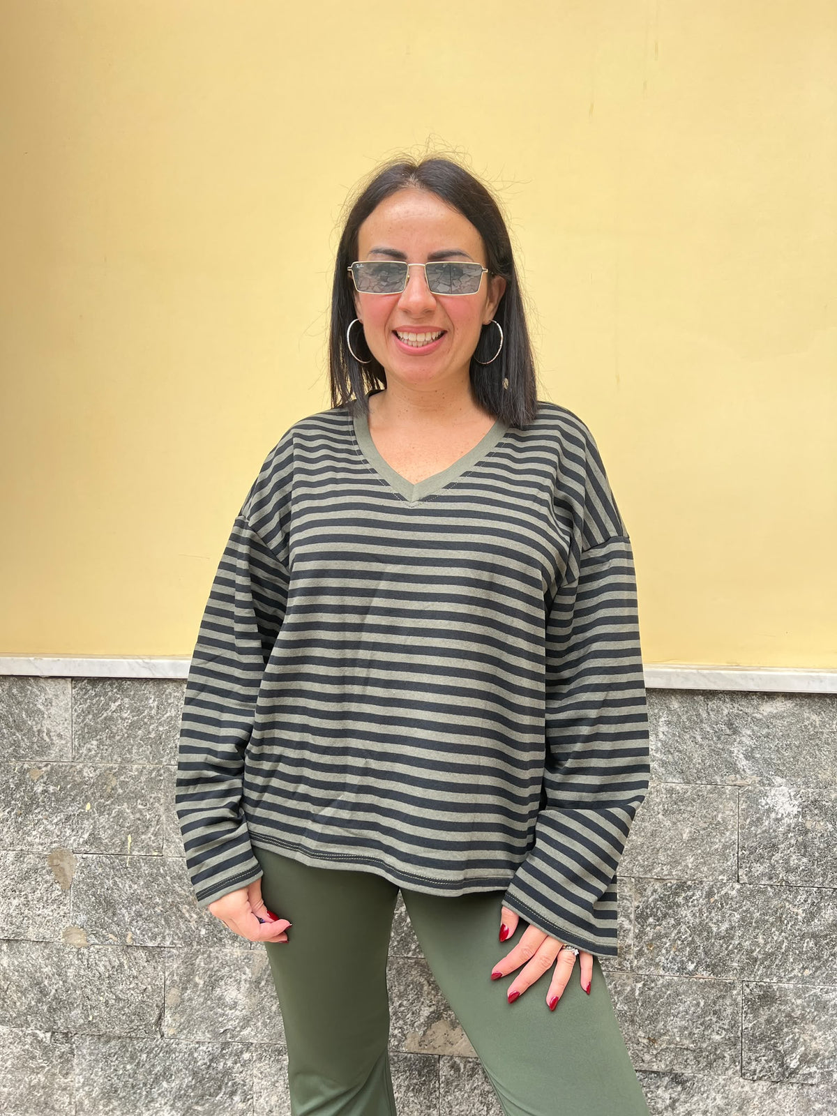 Maglia righe scollo V488 Verde