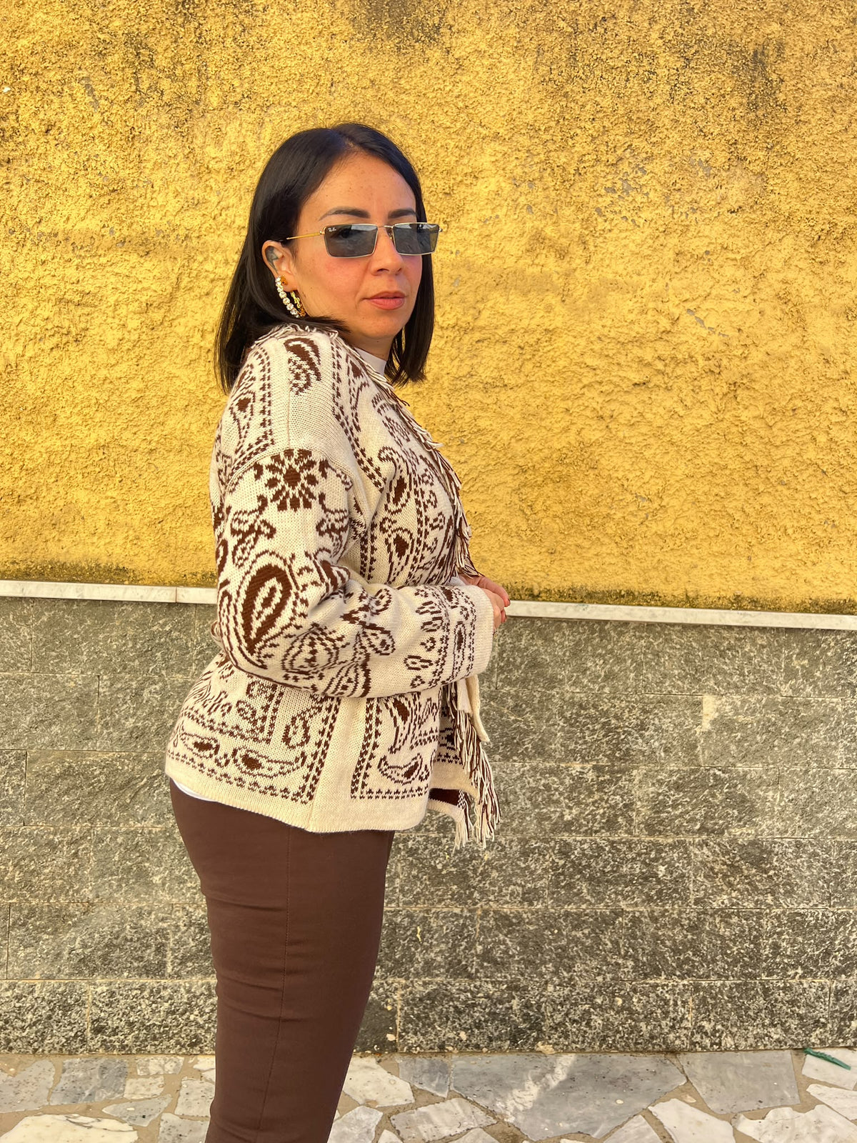 Cardigan con cintura e frange Marrone 8976